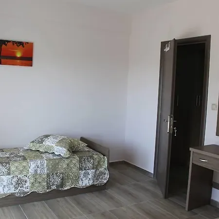 Anesis Luxury Apartments Skala Sotiros Exterior photo