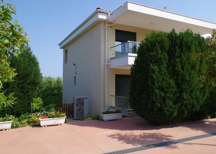 Anesis Luxury Apartments
