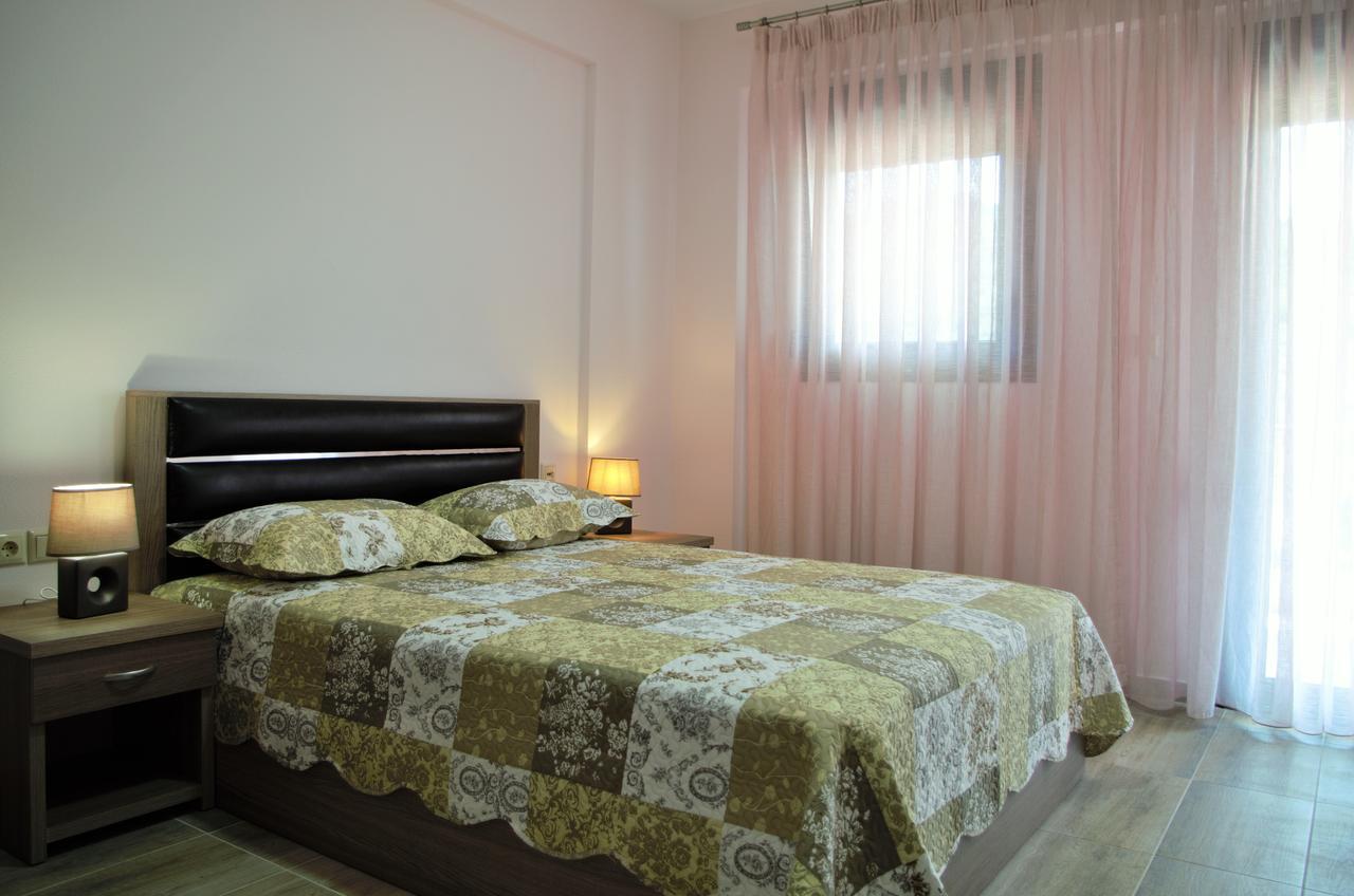 Anesis Luxury *